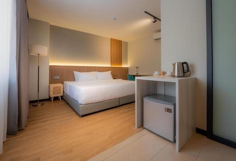 Номер Deluxe Кровать Кинг, Matata Hotel Kota Kinabalu