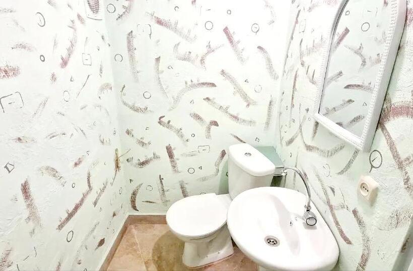 Номер Стандарт Вид на Сад, Budur Guest House