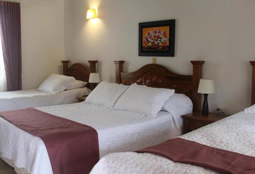 اتاق استاندارد چهار تخته, Andres Venero