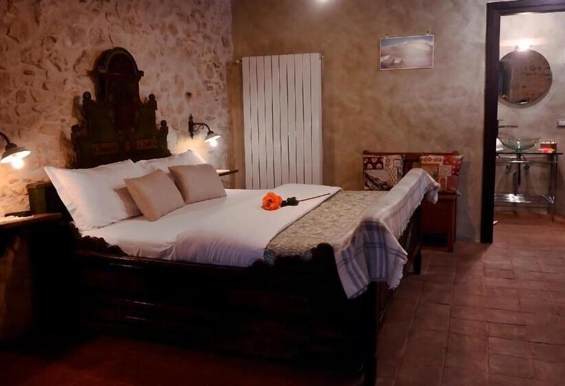 اتاق استاندارد, Robur Marsorum Albergo Diffuso