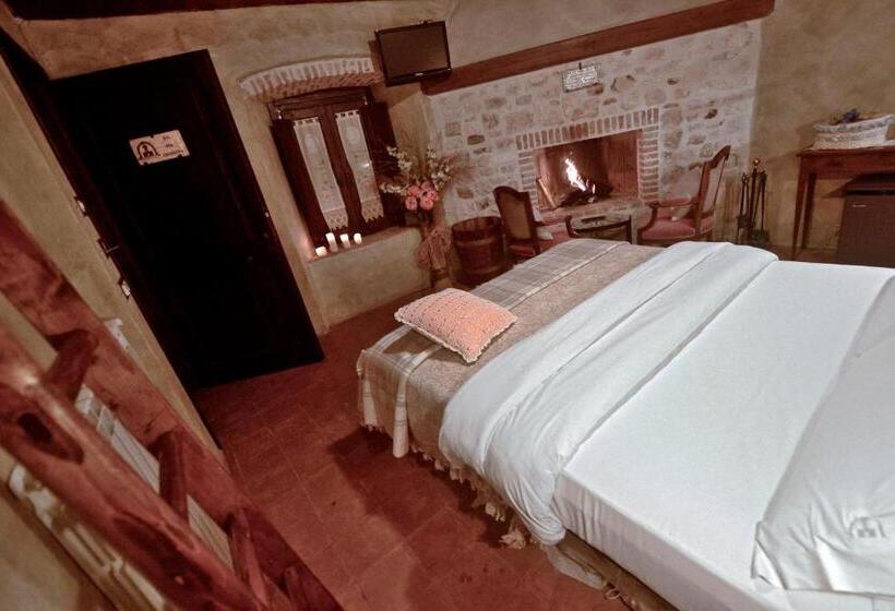 اتاق استاندارد, Robur Marsorum Albergo Diffuso