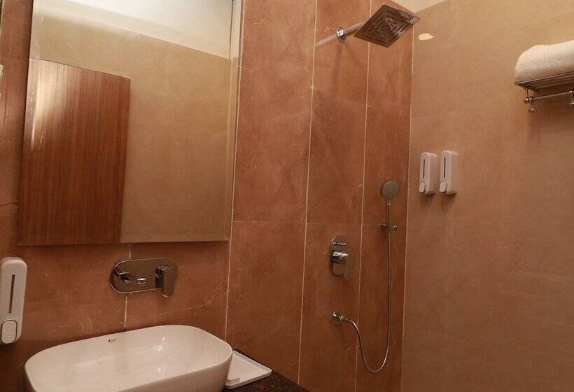 Номер Deluxe, 7 Vachan Lawns And Banquet