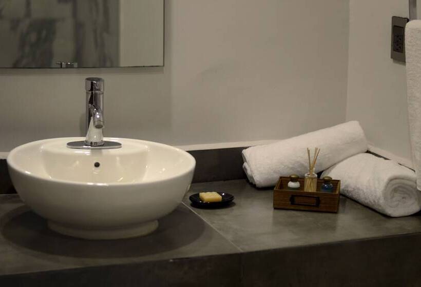 Quarto Estandar, Casa 20