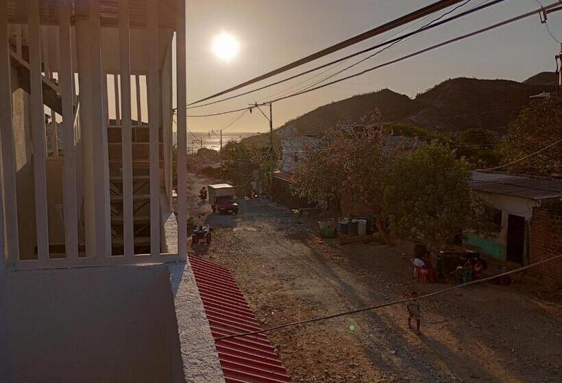 آپارتمان 1 خوابه همکف, Aparta