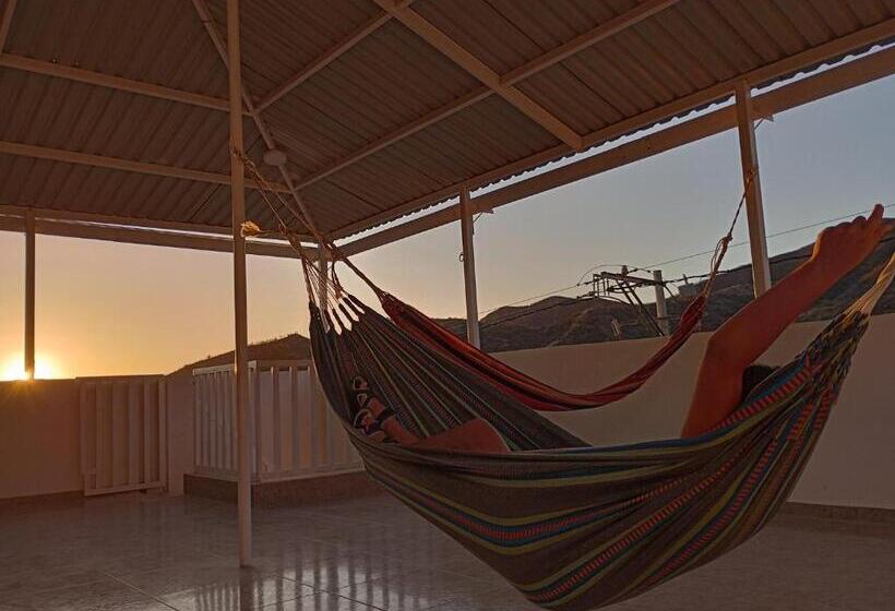 آپارتمان 1 خوابه, Aparta