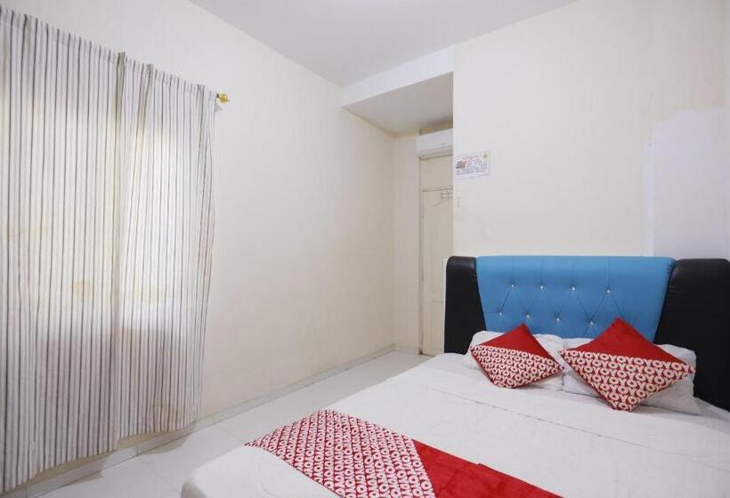 带大床的标准间, Oyo 92261 Aulia Homestay Syariah