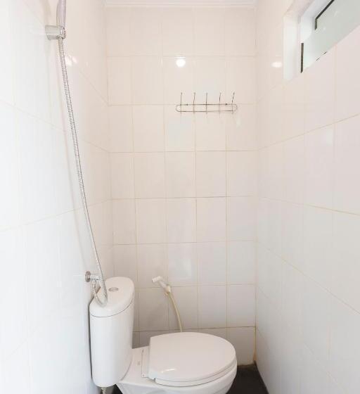 带大床的标准间, Oyo 92261 Aulia Homestay Syariah