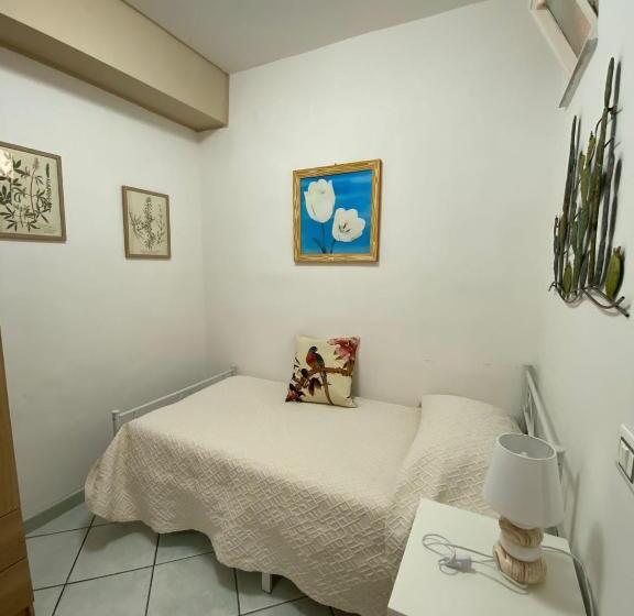 Дом 2 Спальни, Ottaviano B&b