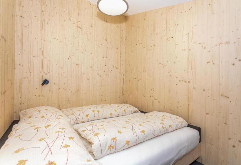 Четырехместный Номер Стандарт, Frutt Living