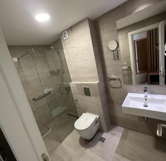 سوییت سوپریور, Monte Mare   All Inclusive