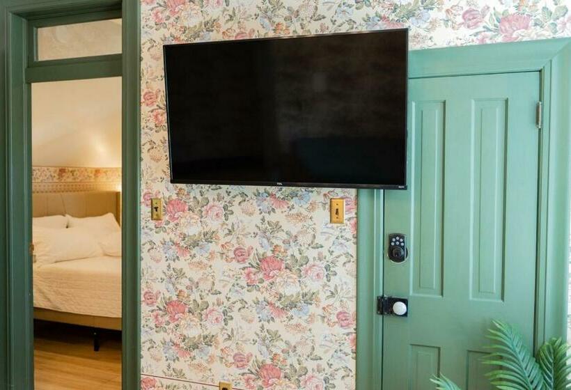 Люкс Кровать Кинг, Suite 2 Historic Art City Inn
