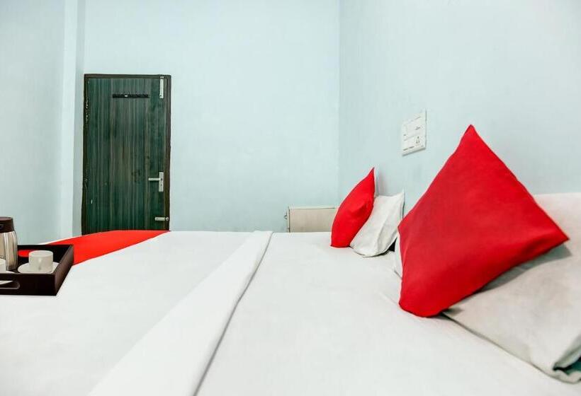 اتاق کلاسیک سه تخته, Flagship Moonlight Guest House