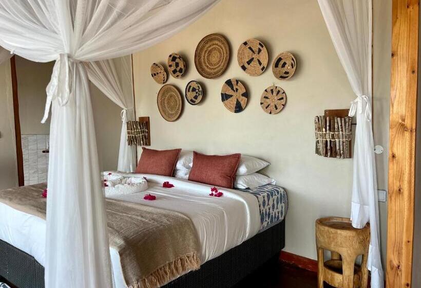 اتاق اساندارد با چشم‌انداز جانبی به دریا, Zenguelemo Lodge