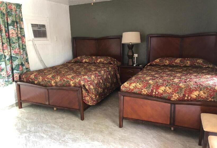 Номер Стандарт, Glades Motel   Naples