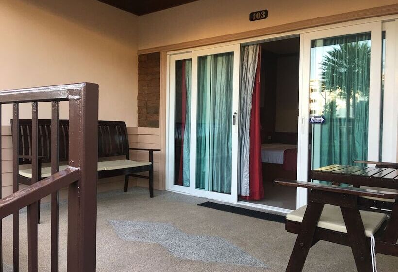 اتاق لوکس, Maleedee Bay Resort