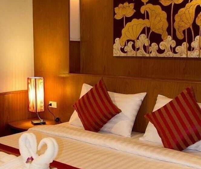 اتاق لوکس, Maleedee Bay Resort