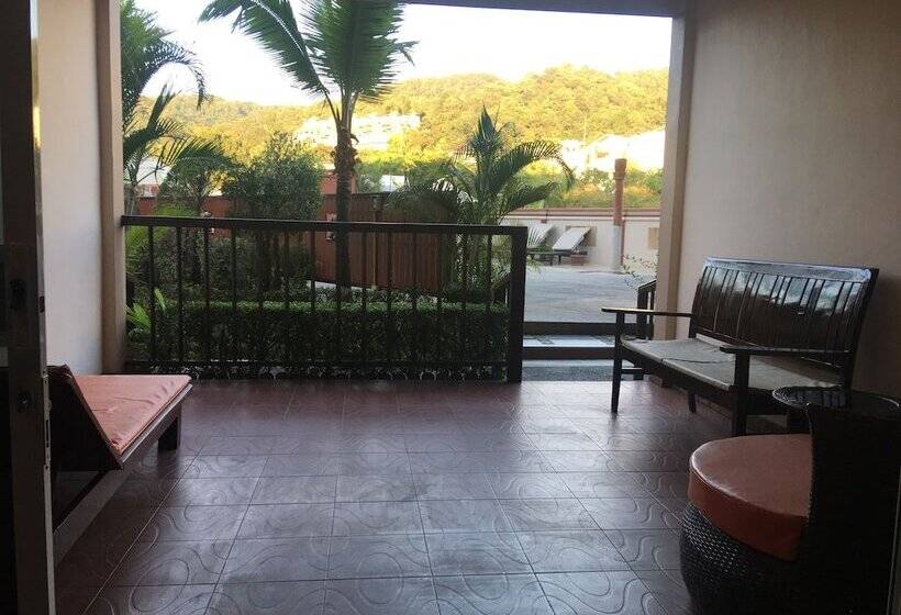 اتاق لوکس, Maleedee Bay Resort