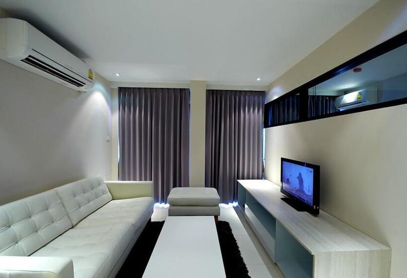 سوئیت 2 خوابه, The Present Sathorn