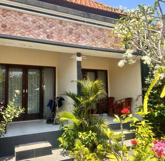 Номер Стандарт Вид на Бассейн, Villa Luwih Pandawa