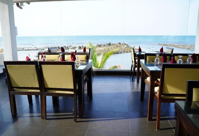 Номер Стандарт Трехместный, Village Hotel Northern Point