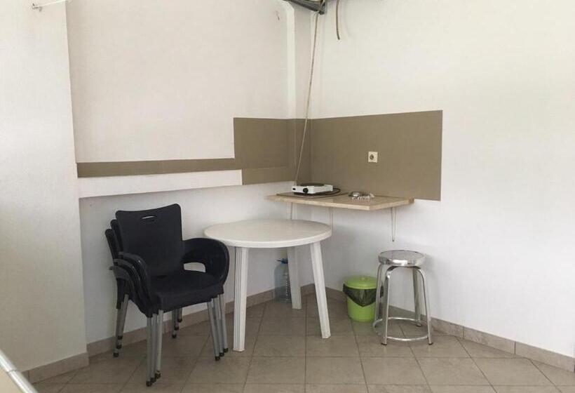 Standard Triple Room with Terrace, Apartmani Vuković