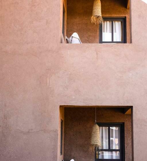 Люкс с Балконом, Kasbah Aitisfoul