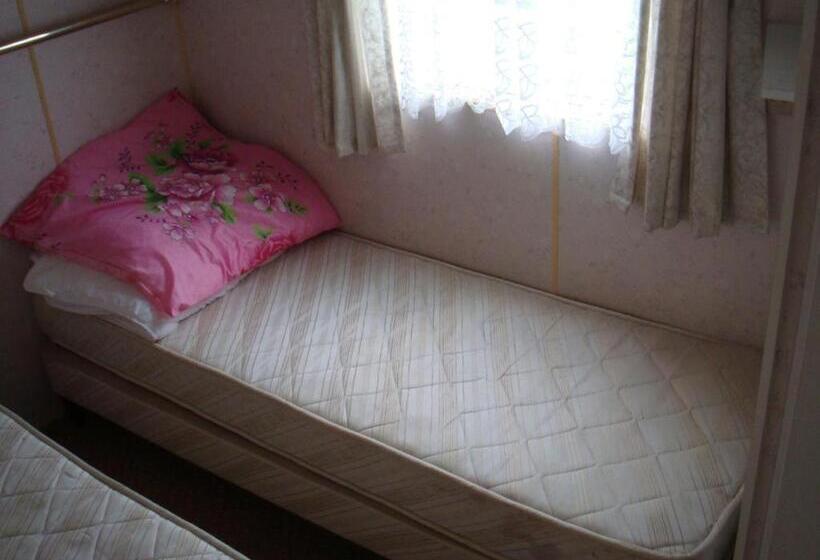 خانه 1 خوابه, Guest House Kalnu Pūpoli