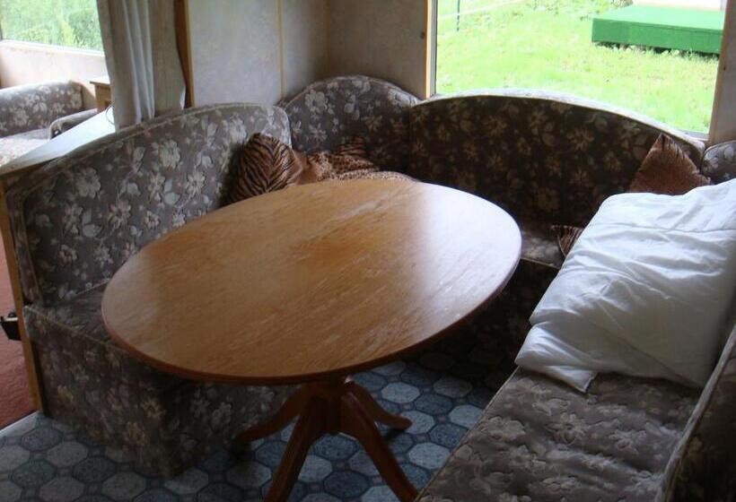 خانه 1 خوابه, Guest House Kalnu Pūpoli