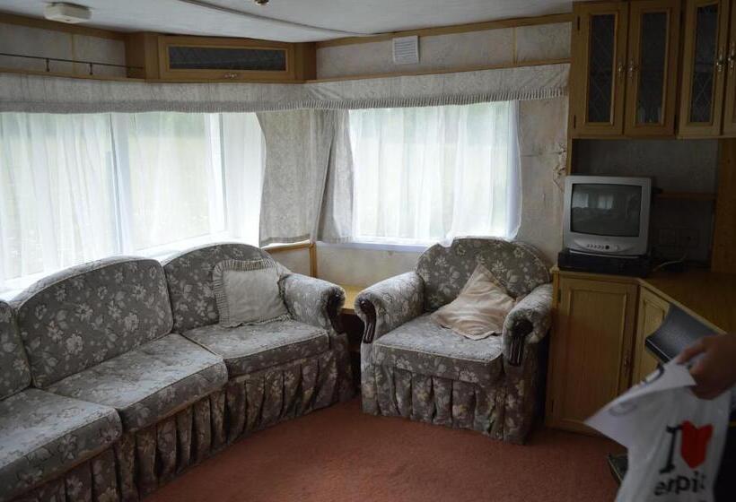 خانه 1 خوابه, Guest House Kalnu Pūpoli