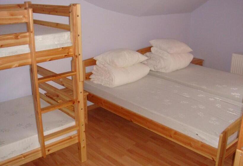 اتاق استاندارد, Guest House Kalnu Pūpoli