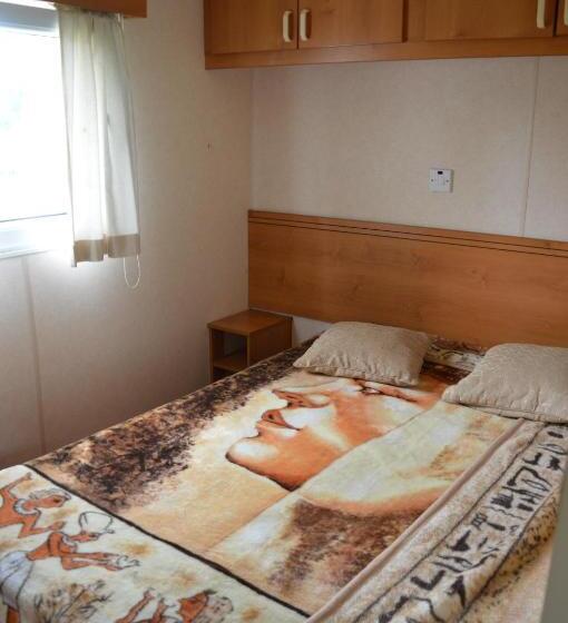 خانه 1 خوابه, Guest House Kalnu Pūpoli