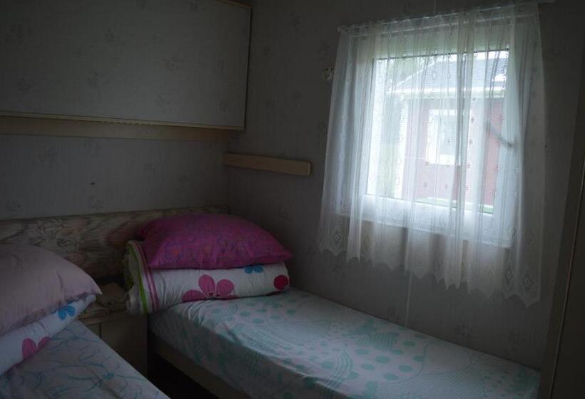 خانه 1 خوابه, Guest House Kalnu Pūpoli