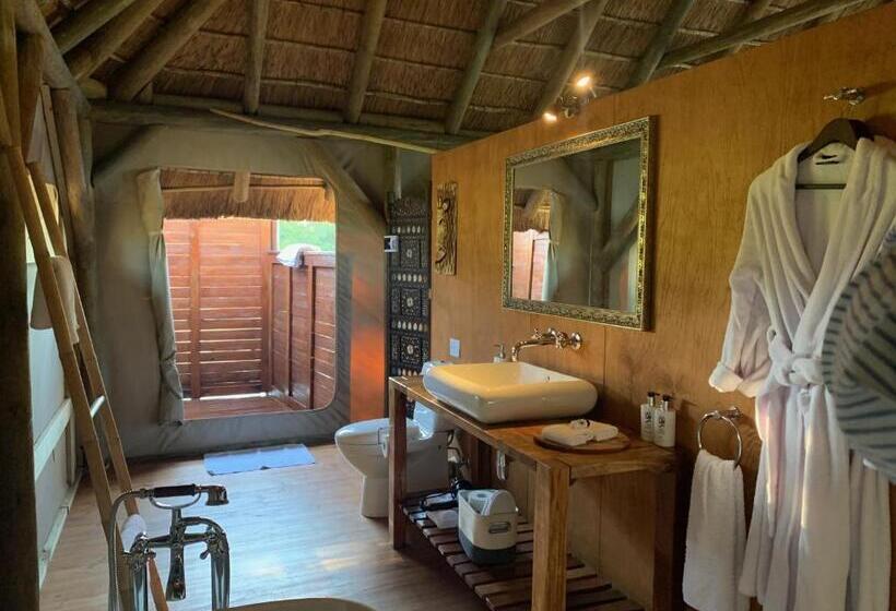Standard Tent, Jbay Zebra Lodge