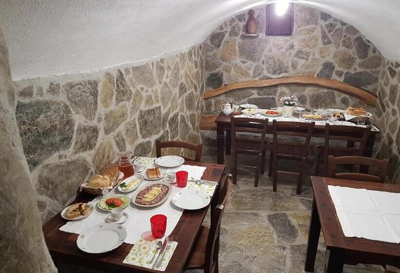 آپارتمان 1 خوابه با بالکن, Farmhouse Cvetje