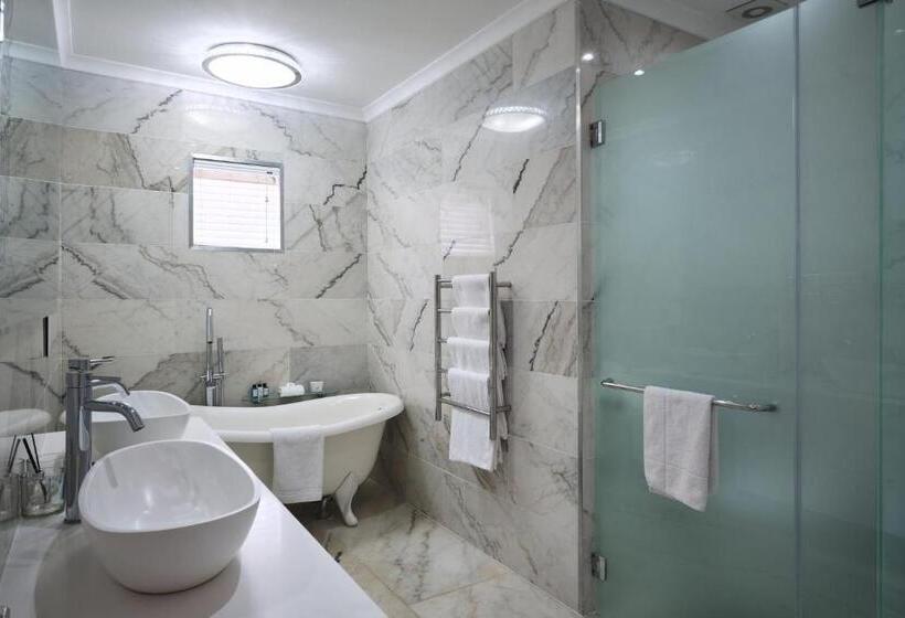 Люкс Повышенной Комфортности, Alluvia Boutique Winery & Luxury Accommodation
