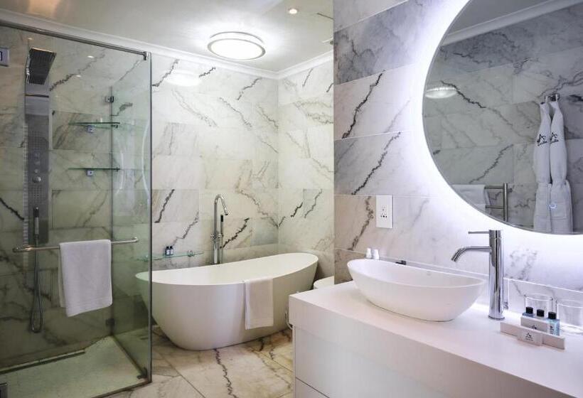 Люкс Премиум, Alluvia Boutique Winery & Luxury Accommodation