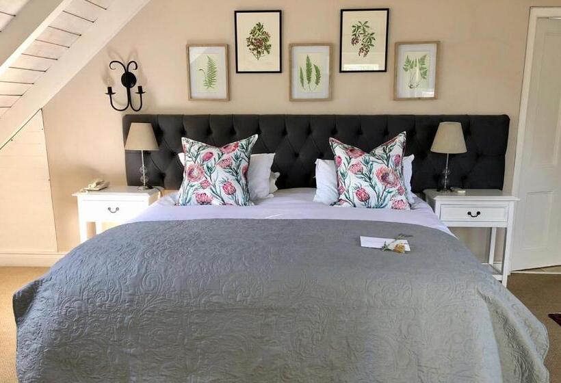 Номер Стандарт, Auberge Clermont