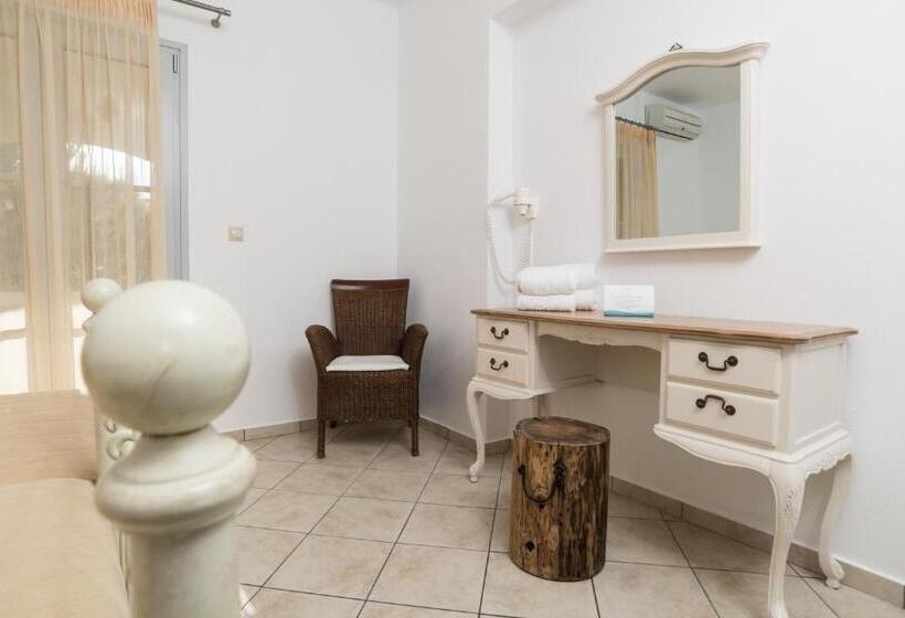 ویلای 2 خوابه, Iliada Villas