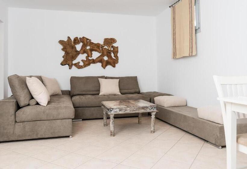 ویلای 1 خوابه, Iliada Villas