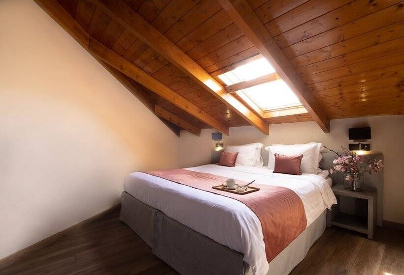다락방 스탠다드 룸, Akti Hotel Ioannina