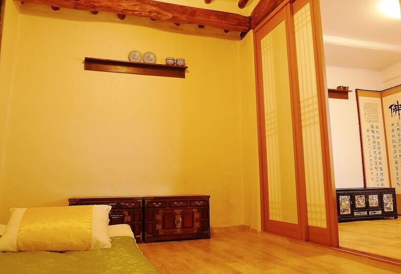 اتاق خانوادگی, Hanok Guest House 201