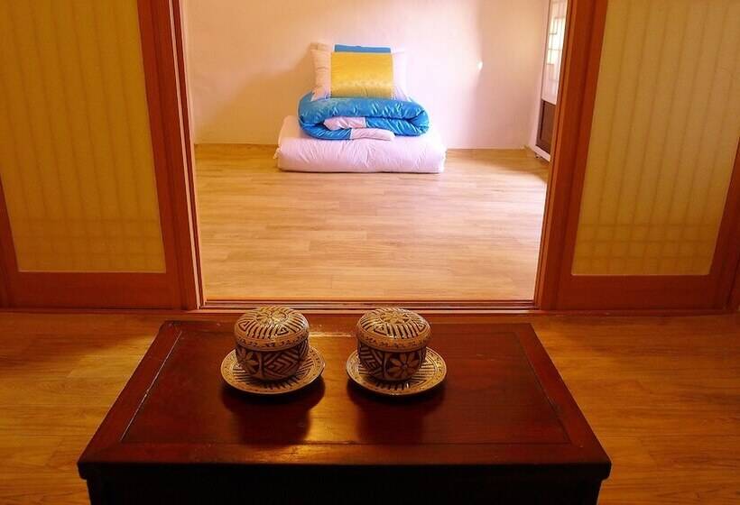اتاق خانوادگی, Hanok Guest House 201