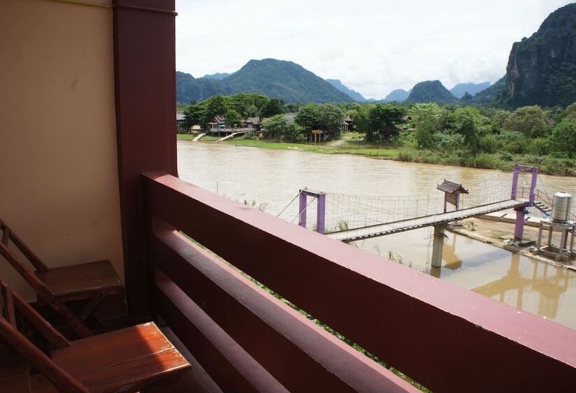 Номер Стандарт Вид на Реку, Popular View Guesthouse