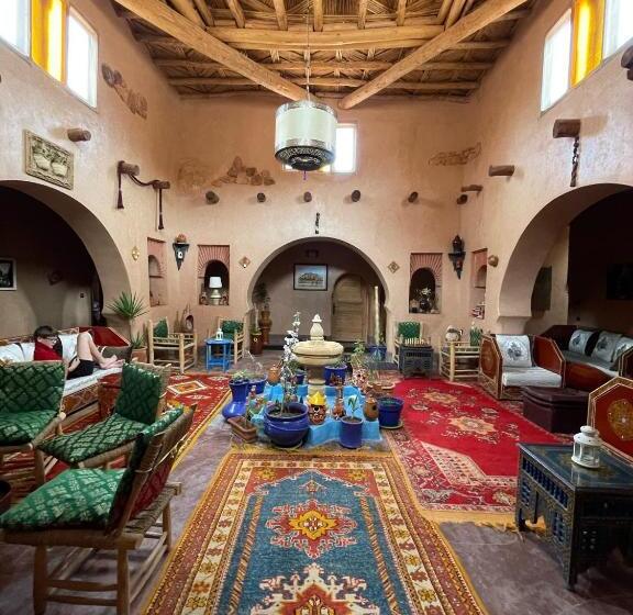 标准房带园景, Riad Paradise Of Silence