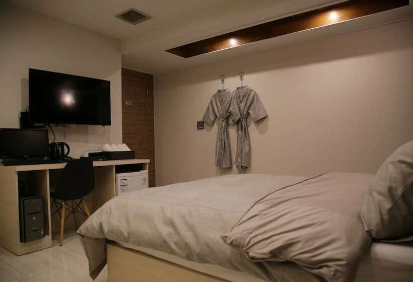 스탠다드 룸, Motel Some