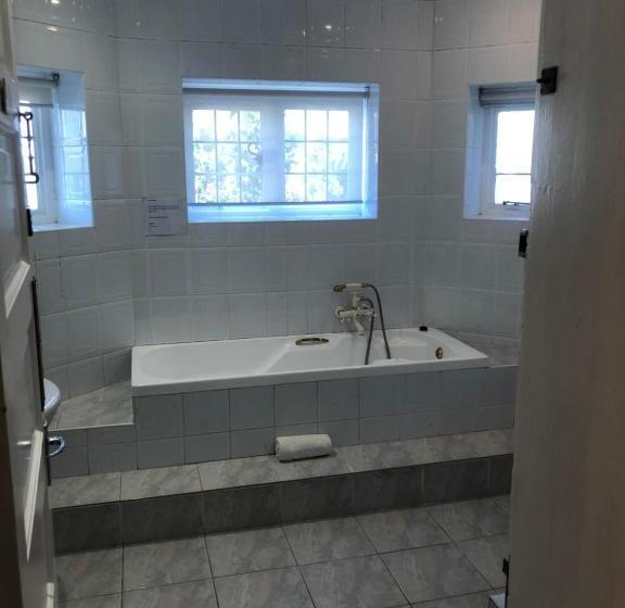 스탠다드 룸 공동 욕실, Ashby Manor Guest House