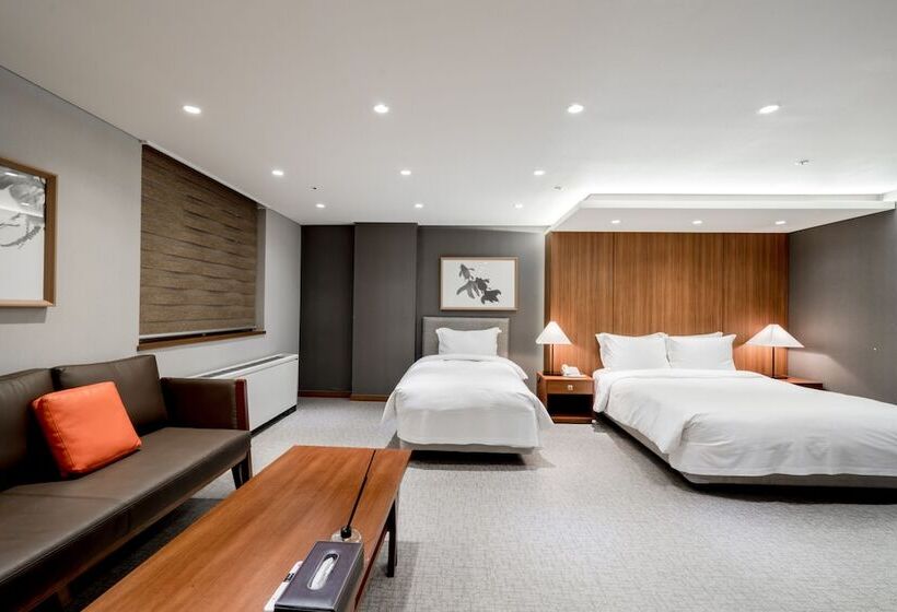 プレミアムトリプルルーム, Oriens Hotel & Residences Myeongdong