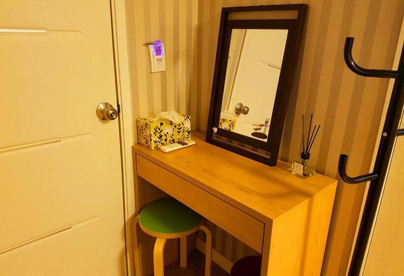 اتاق استاندارد یک نفره, Mama Guesthouse Myeongdong