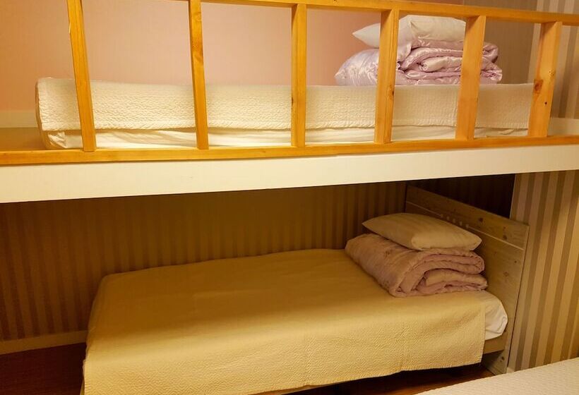 اتاق خانوادگی, Mama Guesthouse Myeongdong
