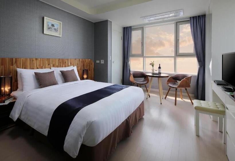 豪华工作室, Ever8 Serviced Residence